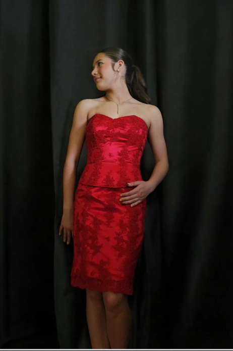 "Passion Red" Lace and Satin Dress - Image 3