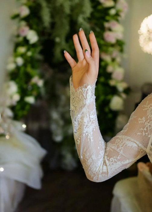 "Romantic Purity" Floral Lace and Chiffon Dress - Image 3