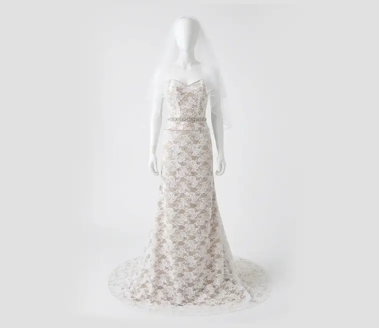 Wedding gown
